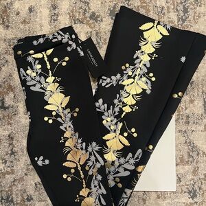 Cynthia Rowley Black Pants with Gold and Silver Floral Design; size 4; NWT